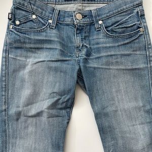 Trendy Rock and Republic jeans